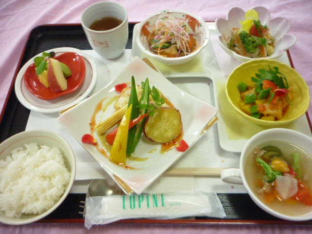 水曜日夕食 ヌーベルシノア